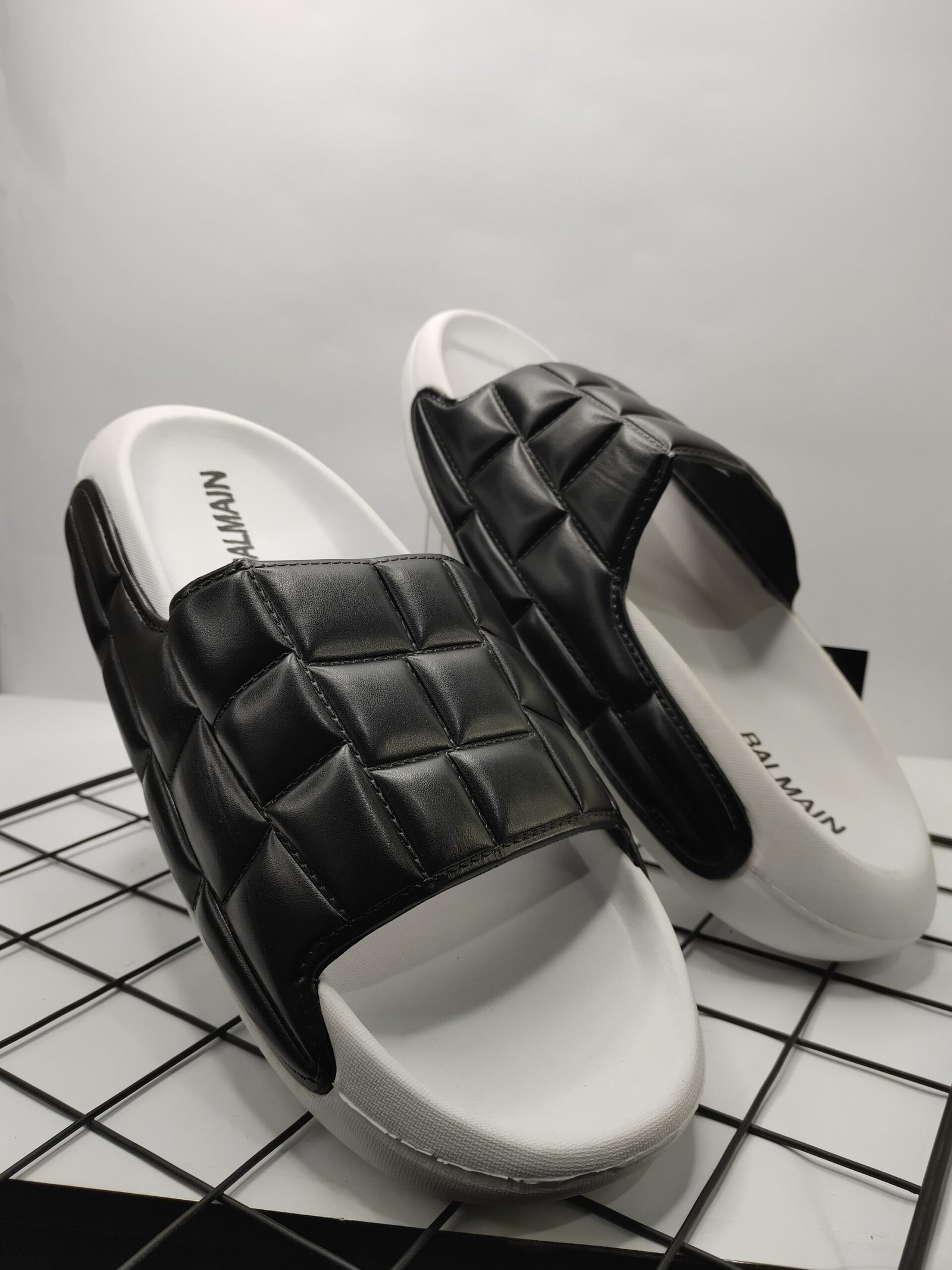 Ballman Sliders