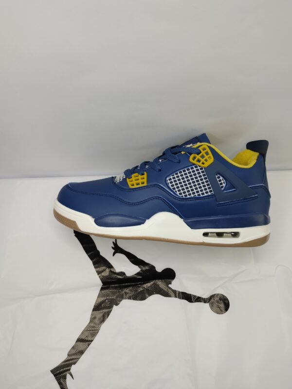 Nike Air Jordan 4 - Image 4
