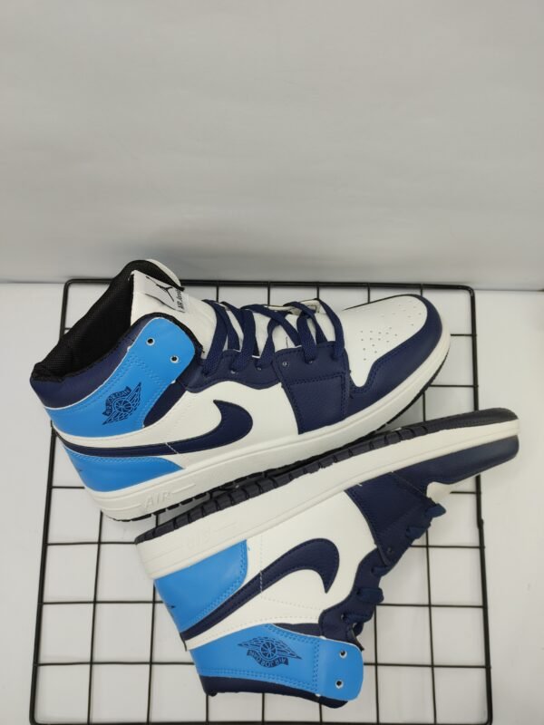 Nike Air Jordan 1 High Top - Image 2