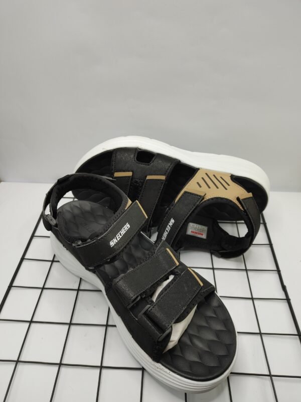 Skechers Relaxed Fit - Image 3