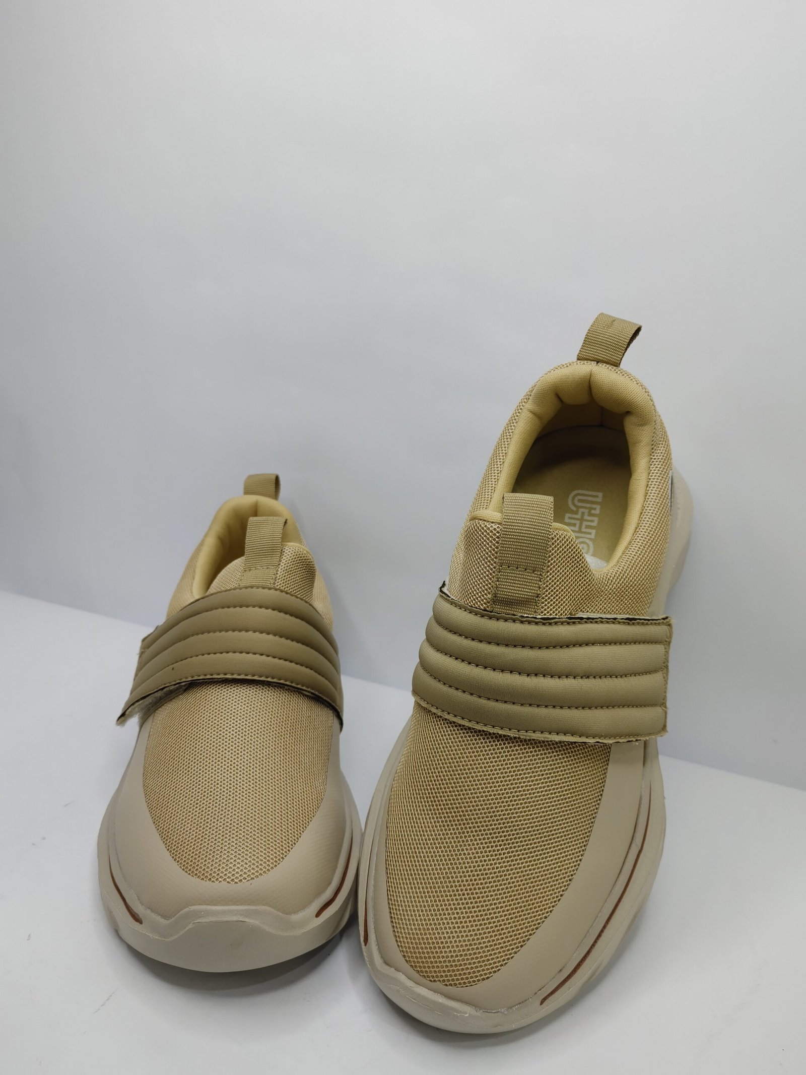 UHS Skechers