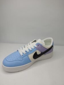 Alt Nike Sneaker