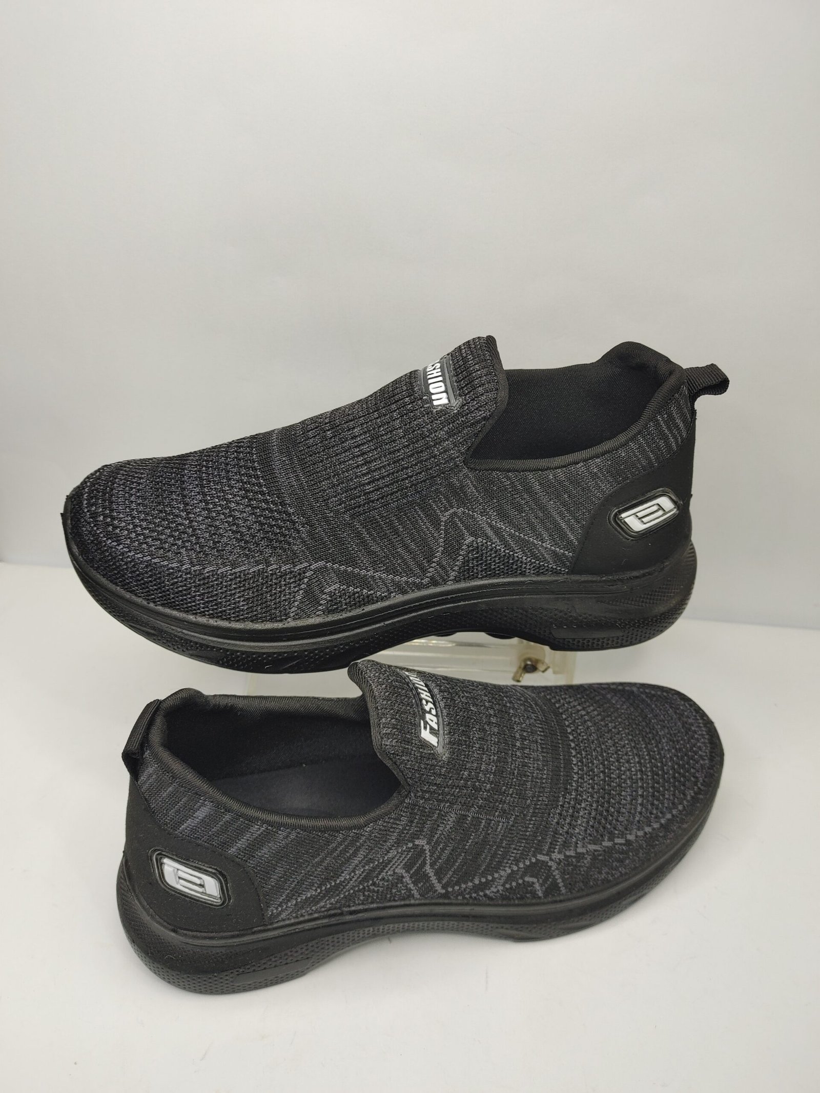 IS Shoes Max Cushioning - Image 2