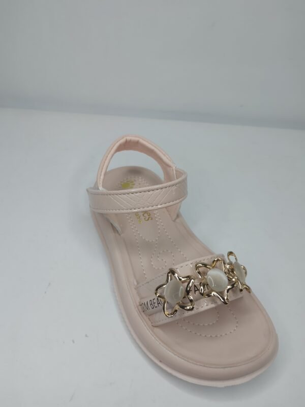 Fashionable shoes - Image 2
